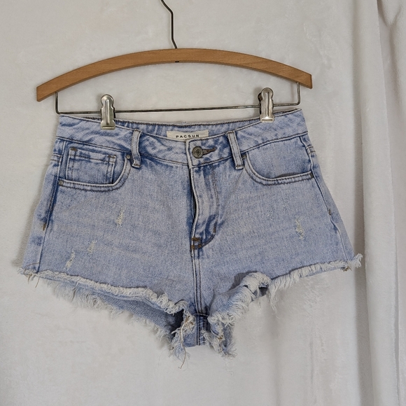Pacsun light wash festival jean short - Picture 1 of 2
